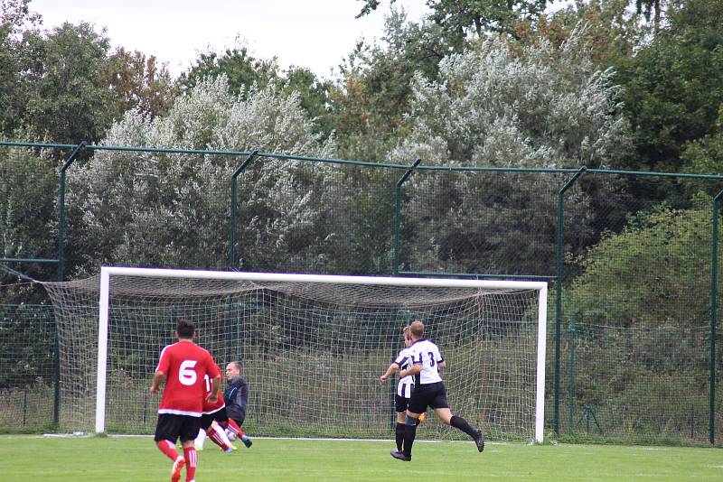 Strunkovice nad Blanicí - Dražejov 2:0.