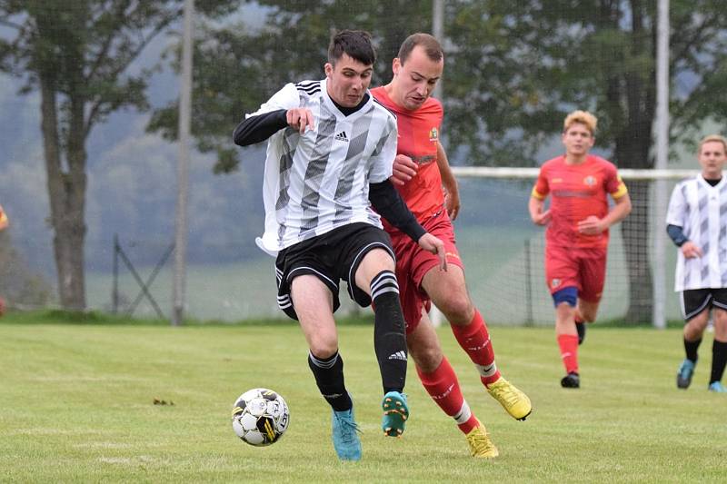 Fotbalový OP Prachaticka: FC Šumavské Hoštice - Sokol Stachy 1:2 (0:0).