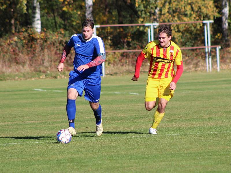 Fotbalová B třída: Husinec - Strakonice B 2:1.