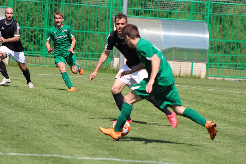 Fotbalová I.A třída: Lažiště - Lokomotiva ČB 4:4.