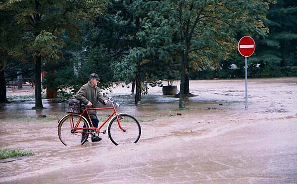 Povodně se v roce 2002 prohnaly i Prachatickem.