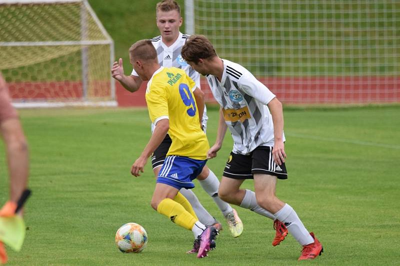 Fotbalová příprava: Šumavan Vimperk - Znakon Sousedovice 1:5 (0:2).