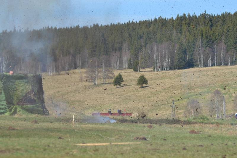 O víkendu připravili v Kvildě oslavy výročí konce druhé světové války doplněné o ukázky bojů v českoněmeckém pohraničí.