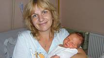 Vojtěch Votoček se v prachatické porodnici narodil 2. září 2011 v 11.05 hodin, vážil 3400 gramů a měřil  50 centimetrů. Do rodiny Moniky a Miloše z Vimperka tak přibyl čtvrtý potomek. Doma na miminko čekají sourozenci Nikolka, Maruška a  Milánek. 
