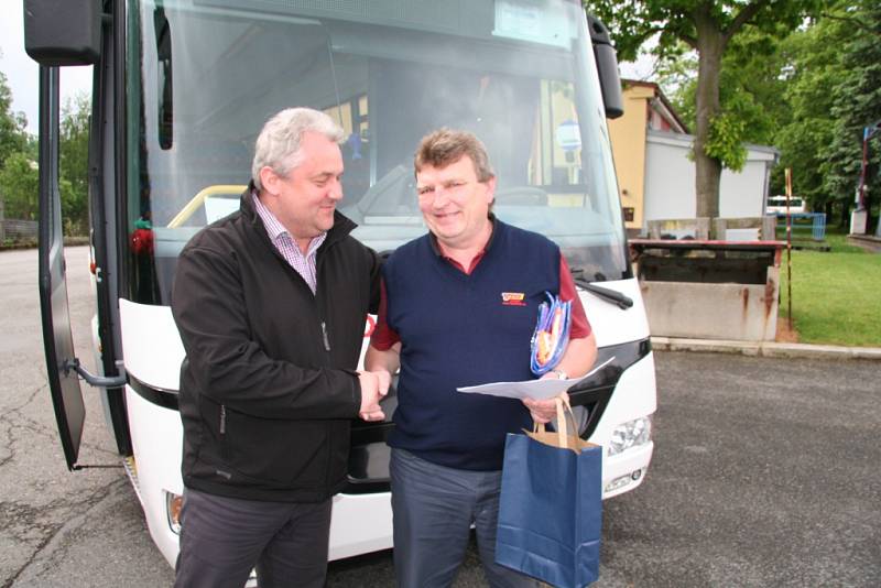 Milion bez nehody. Tolik najel řidič Zdeněk Keclík s autobusem. 