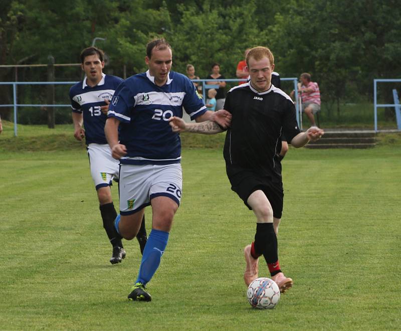 Fotbalový okres: Husinec - Strunkovice B 4:2.