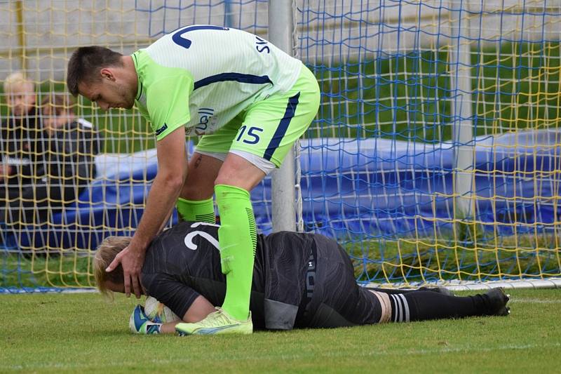 Fotbalová I.A třída: Šumavan Vimperk - SK Planá 1:0 (1:0).