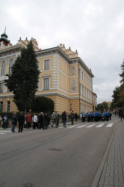 Prachatické gymnázium si připomnělo 150. výročí.