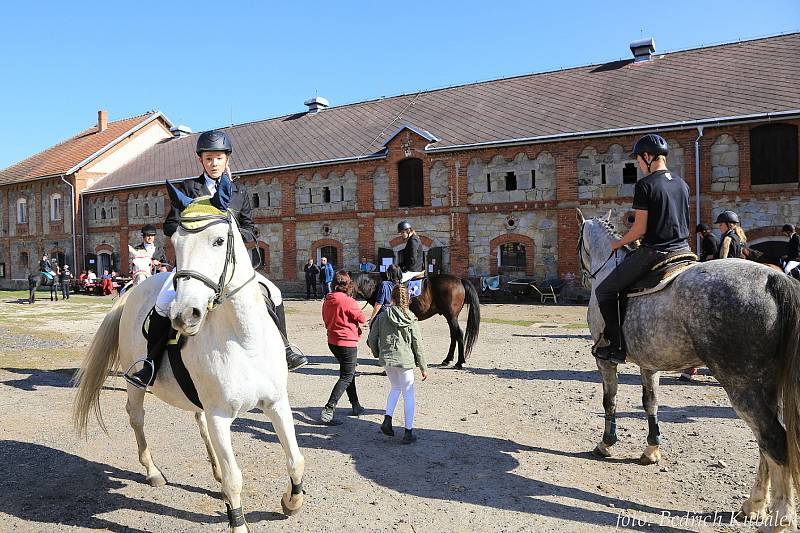 Hubertova jízda v Bohumilicích.