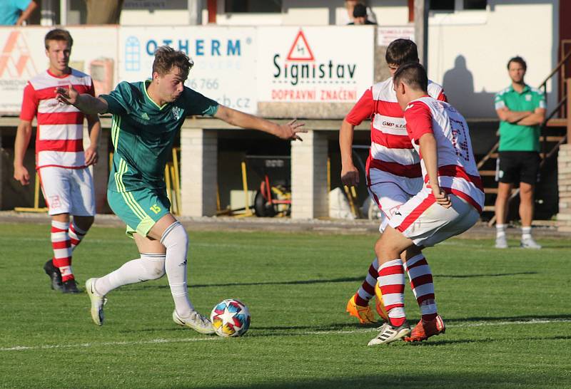 Přípravný fotbal: SK Lhenice - SK Jankov 2:0 (1:0).