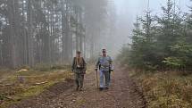 Členové spolku Jednadevadesátníci uctili na akci Military Death March památku žen, které zemřely při pochodu smrti.