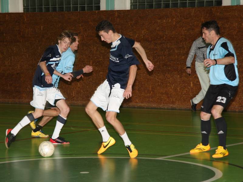 V sobotu 17. ledna se ve sportovní hale v Prachaticích odehrály zápasy krajského finále Českého poháru futsal sálové kopané. Foto z utkání Strabag  PT – FC Tex Color.