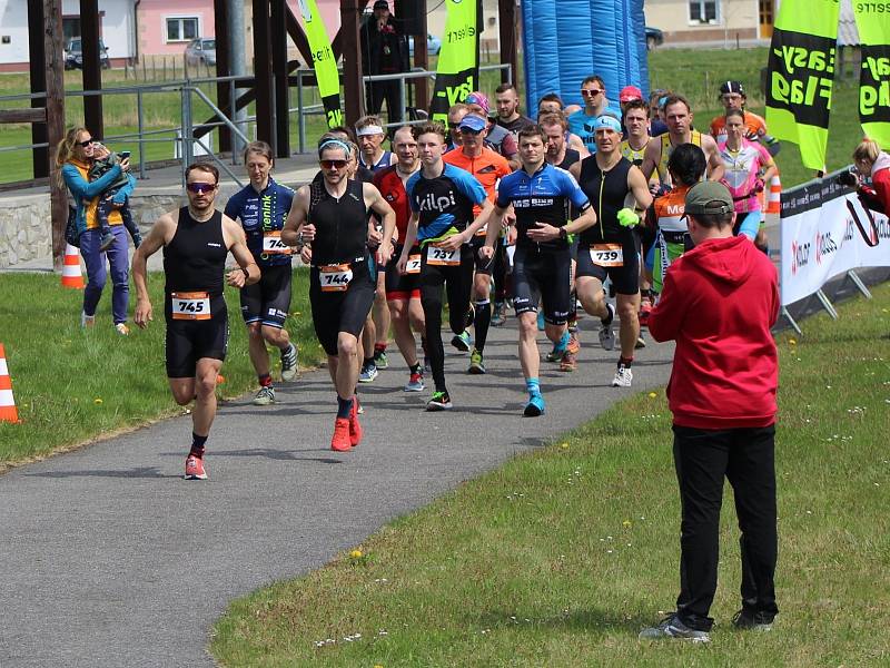 Duatlonem HusMuž odstartoval Český pohár XTERRA triatlonu.