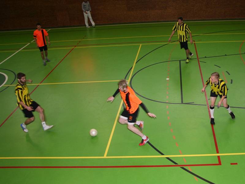 V sobotu 17. ledna se ve sportovní hale v Prachaticích odehrály zápasy krajského finále Českého poháru futsal sálové kopané. Foto z utkání Norton – Strojírna Honner ČB.