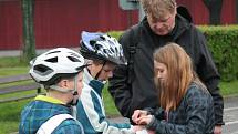 V Prachaticích se ve čtvrtek 5. května uskutečnilo okresní kolo soutěže mladých cyklistů. Ti museli zvládnout nejen jízdu na dopravním hřišti, ale také jízdu zručnosti, testy a zdravovědu.