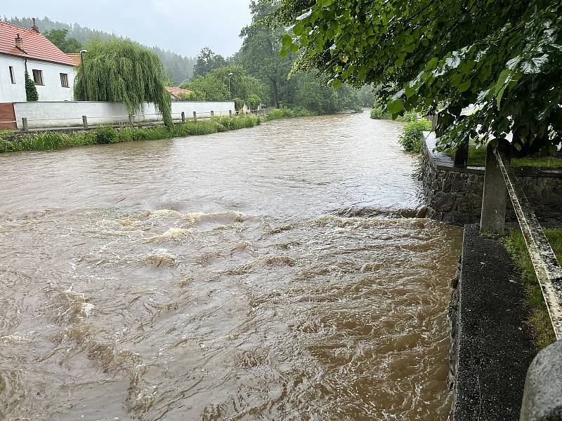 Řeka Blanice v Husinci.