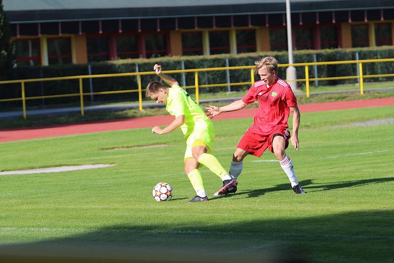 Fotbalový krajský přebor: Tatran Prachatice - Osek 3:1 (1:0).