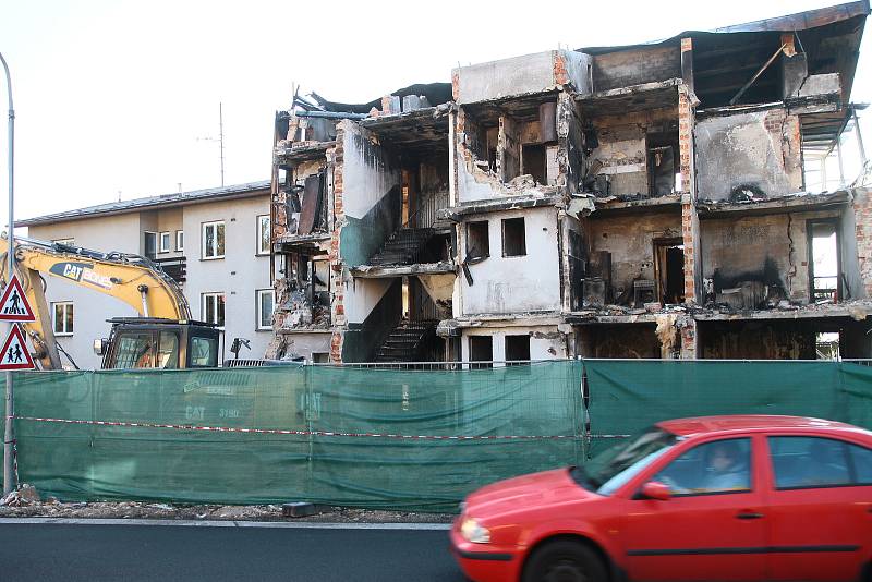 Demolice vybuchlého objektu v Lenoře začala ve čtvrtek 5. prosince.