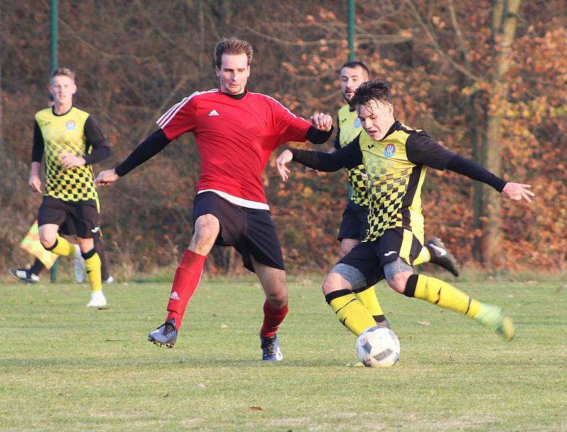 Fotbalová B třída: Strunkovice - Kaplice 2:0 (1:0).