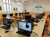 Nová počítačová učebna v prachatickém gymnáziu.