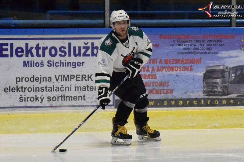 Hokejová Krajská liga: HC Vimperk - Slavoj Český Krumlov 3:5.