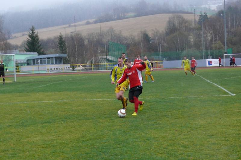 Prachatice (v červeném) - Veselí 1:0.