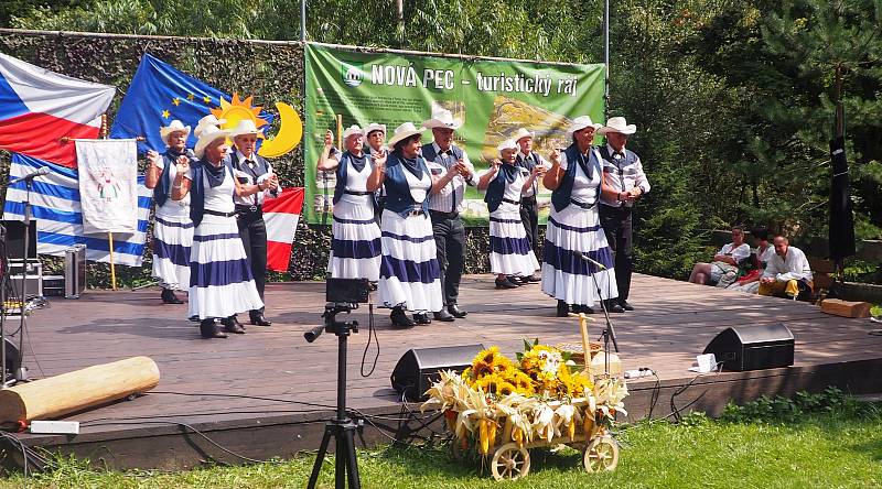 Plavení dříví na Jeleních Vrších.