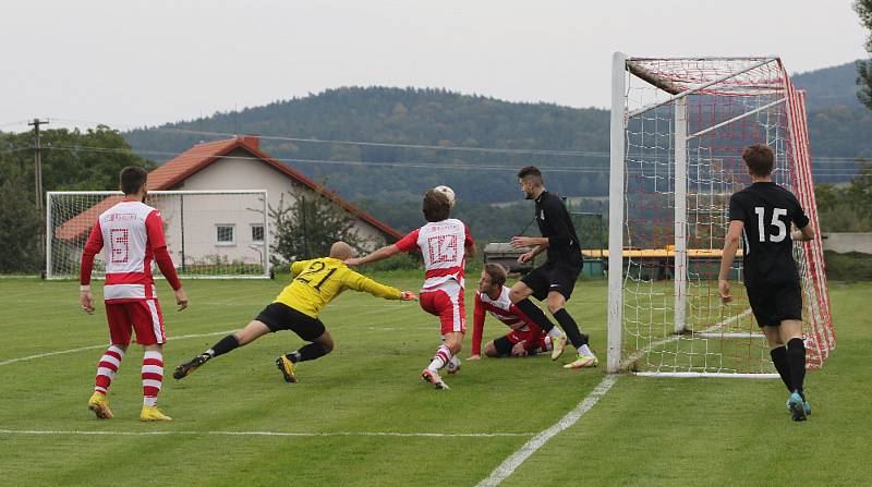 Fotbalová I.A třída: Lhenice - Dolní Dvořiště 1:3 (0:2).