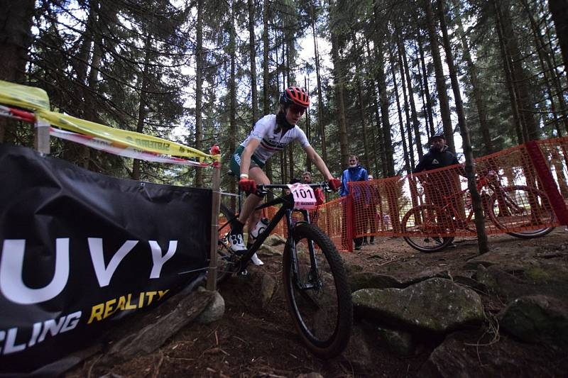 Český pohár cross country horských kol 2021 Zadov - závod Elite ženy a juniorky.