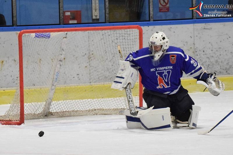 Hokejová Krajská liga: HC Vimperk - Slavoj Český Krumlov 3:5.