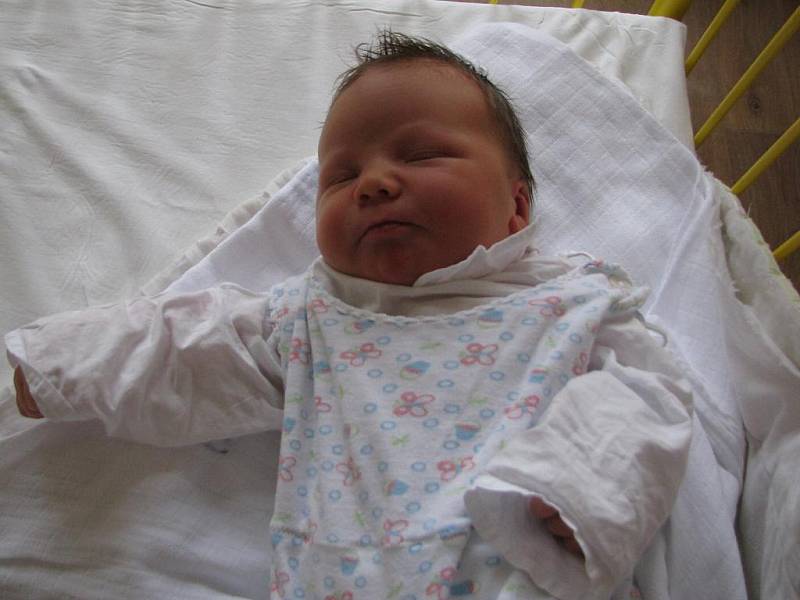 Ondřej Furiš se v prachatické porodnici narodil 1. června 2010 v 17.45 hodin rodičům Kateřině a Josefovi. Doma v Tvrzicích na něho čeká tříletý bratříček Pepíček. Ondřej měřil 52 centimetry a vážil 4250 gramů.