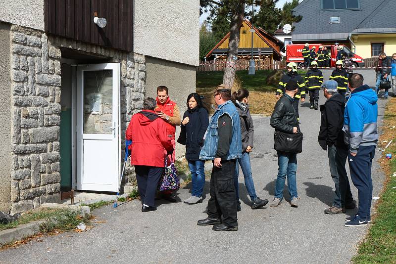 Výbuch v Lenoře zdemoloval obytný dům. Foto: Deník/Stanislav Falář