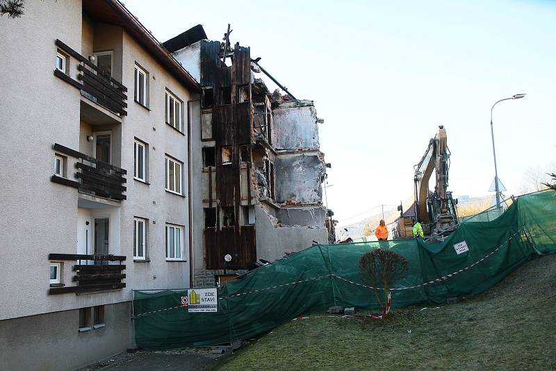 Demolice vybuchlého objektu v Lenoře začala ve čtvrtek 5. prosince.