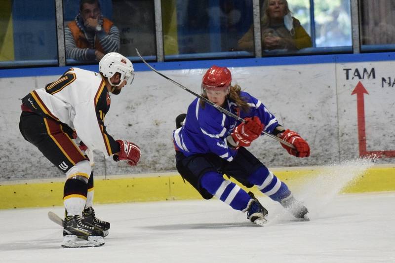 Hokejová Krajská liga: Vimperk - Humpolec 2:3.