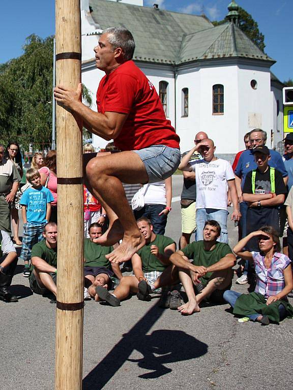 Šplh na kmen je královskou disciplinou.