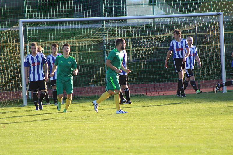 Fotbalový KP: Prachatice - Blatná 2:0.