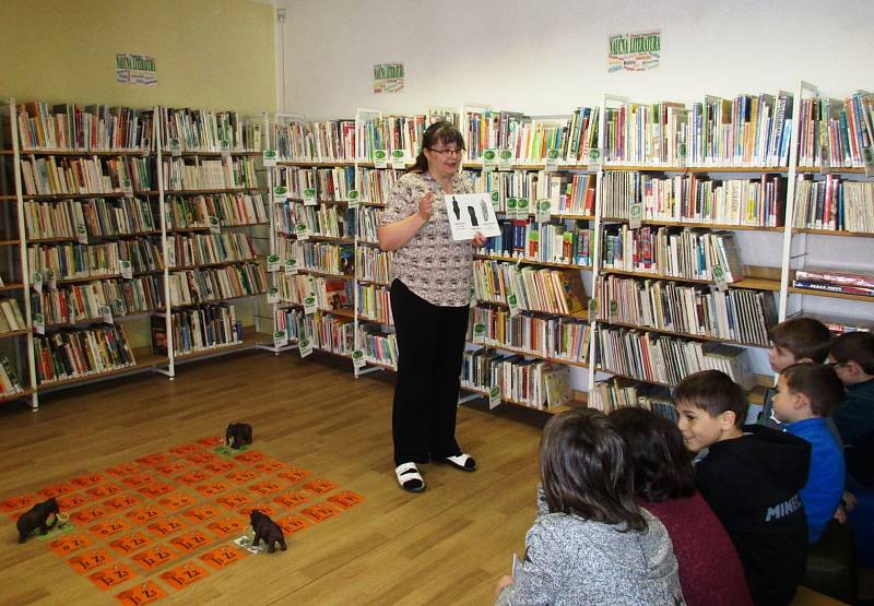 Každý prázdninový den měly prachatické děti v knihovně program. A každý den je moc bavil. Foto: Lucie Jiraňová