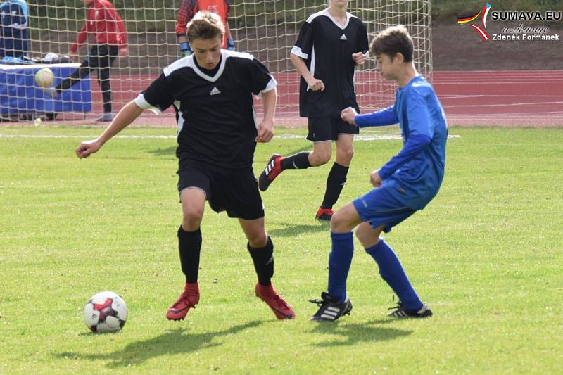 Starší dorost: Vimperk - Čtyři Dvory 3:2 (0:2).