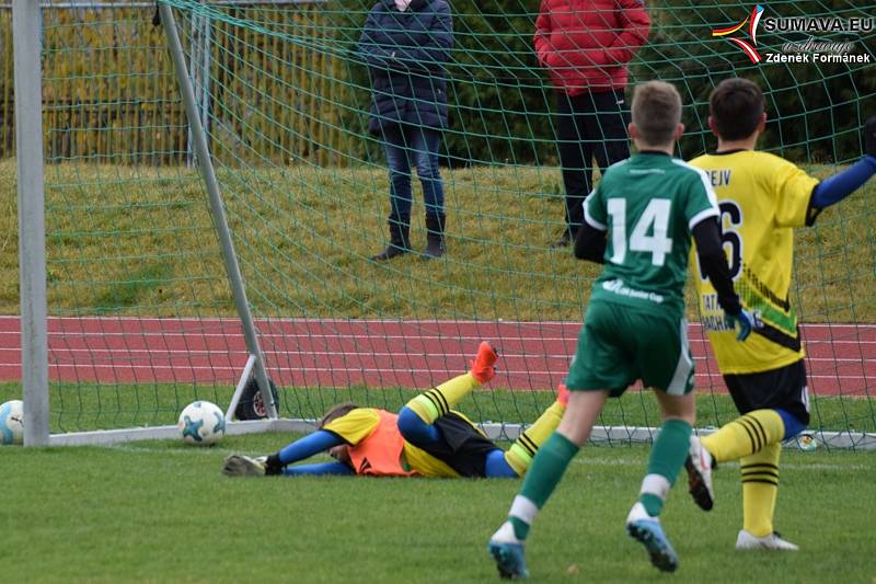 KP mladší žáci: Prachatice - Vimperk 7:0. Foto: Zdeněk Formánek