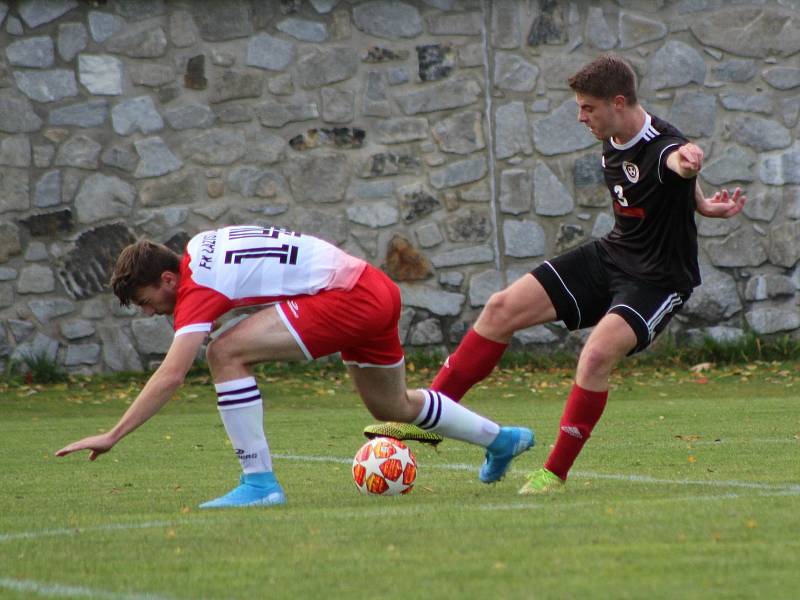 Fotbalová A třída: Prachatice B - Trhové Sviny 0:4.