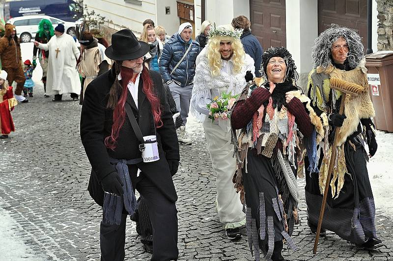 Masopustní průvod se prošel Vimperkem.