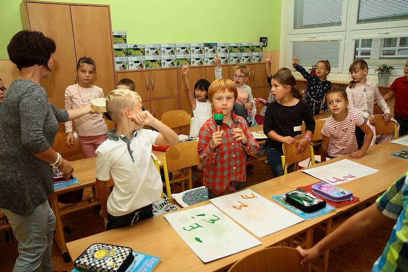 První A třída v Základní škole v ulici Zlatá stezka v Prachaticích.