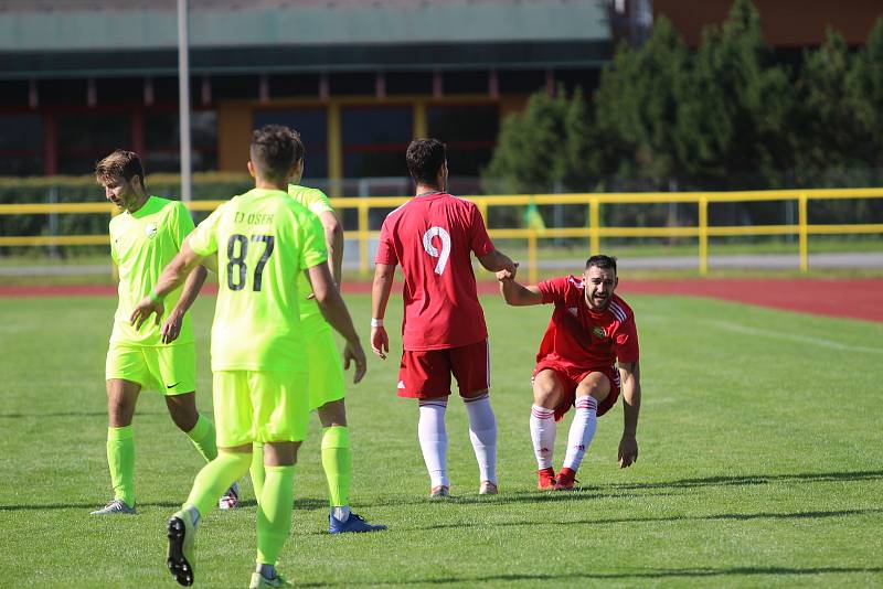 Fotbalový krajský přebor: Tatran Prachatice - Osek 3:1 (1:0).