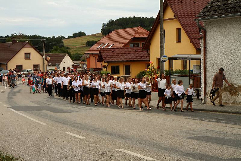 Chlumanští chtěli oženit Konopičáka.