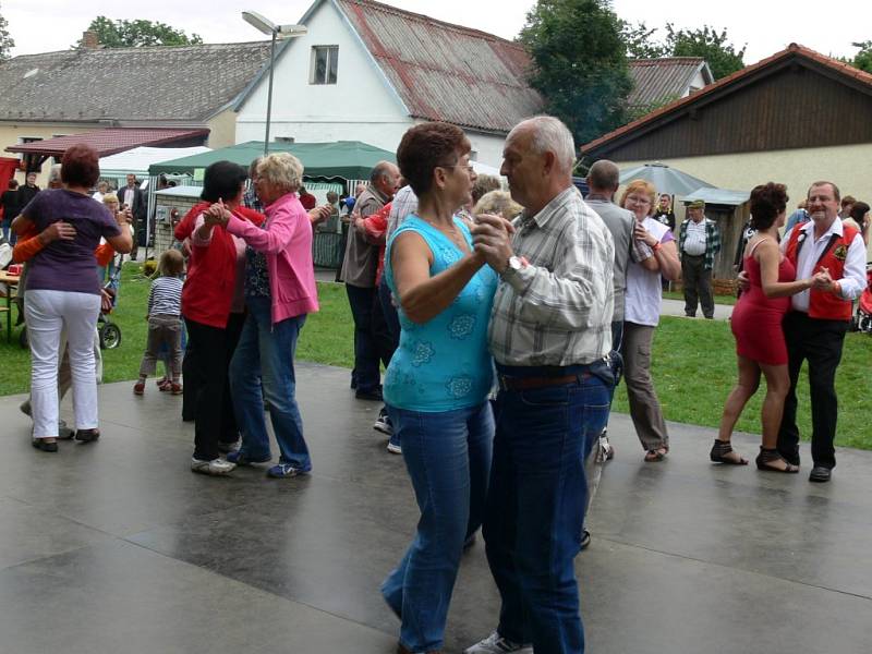 Víkend patřil v Jámě desátému Hudebnímu festivalu pod lípou. 