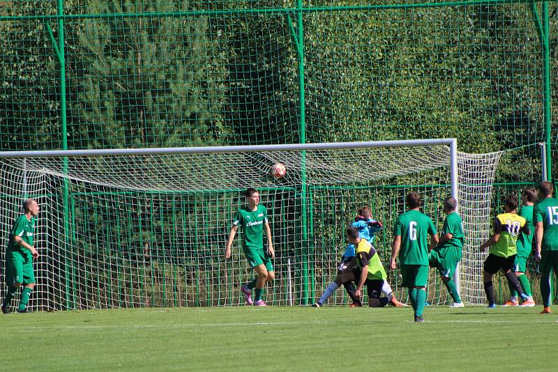 Fotbalový KP: Lažiště - Osek 1:4.