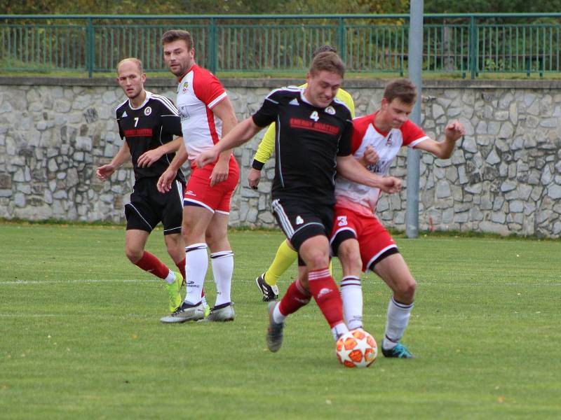 Fotbalová A třída: Prachatice B - Trhové Sviny 0:4.