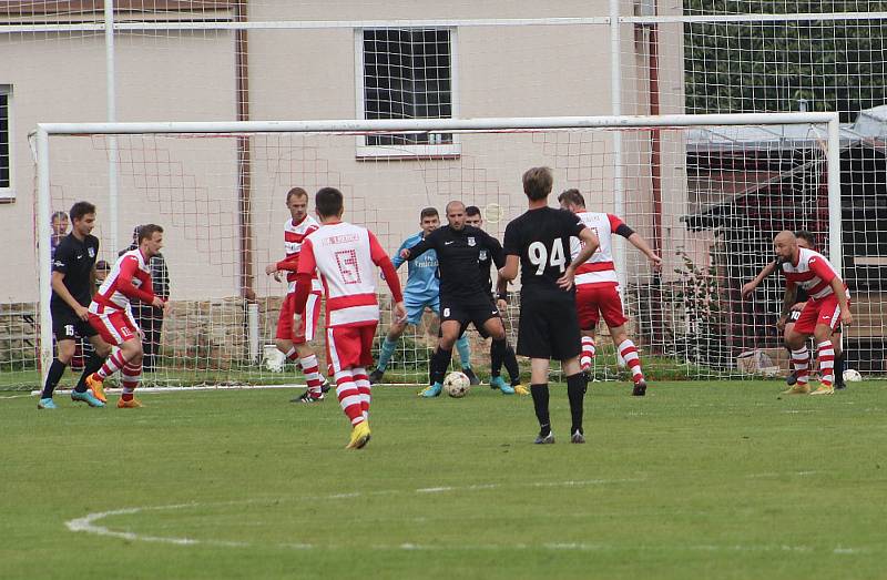 Fotbalová I.A třída: Lhenice - Dolní Dvořiště 1:3 (0:2).