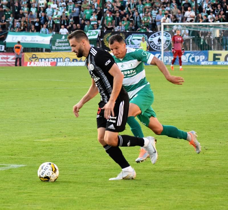 FORTUNA:LIGA: Bohemians Praha - Dynamo ČB 1:2 (0:1).