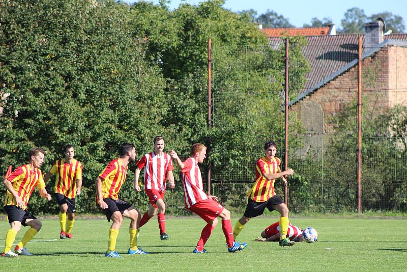 Fotbalová B třída: Netolice - Kamenný Újezd 0:2.